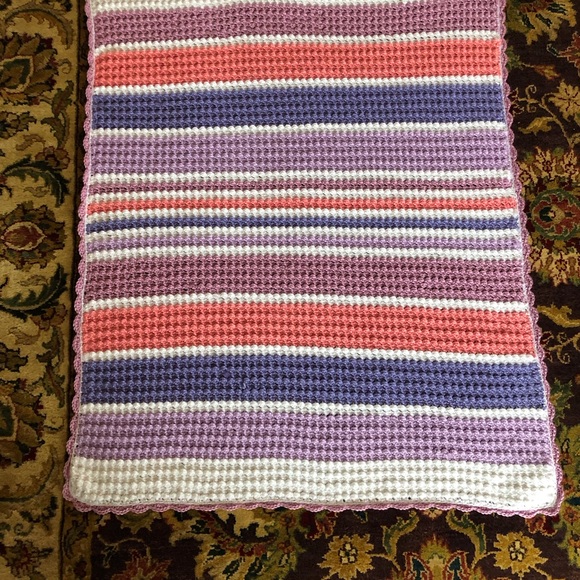 HANDMADE Crochet Crib baby blanket - Picture 11 of 11